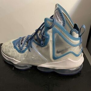 Lebron 19s new with box